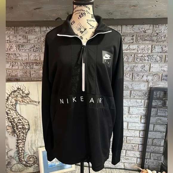 Nike Air Half Zip Pullover Collared Windbreaker
